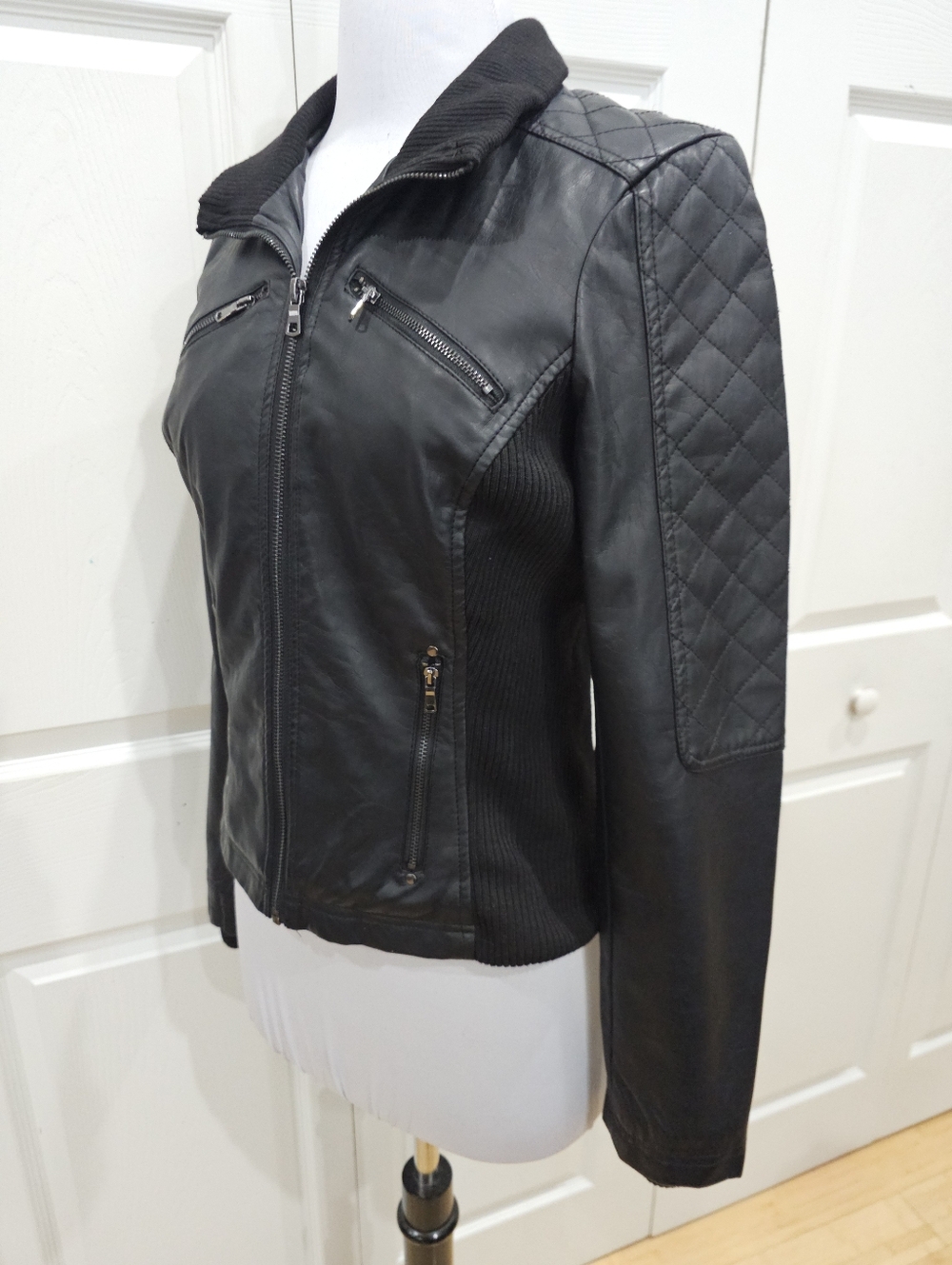 Therapy Lane Crawford Black Quilted Faux Leather Bomber Knit Zip Jacket Coat S - Picture 4 of 11